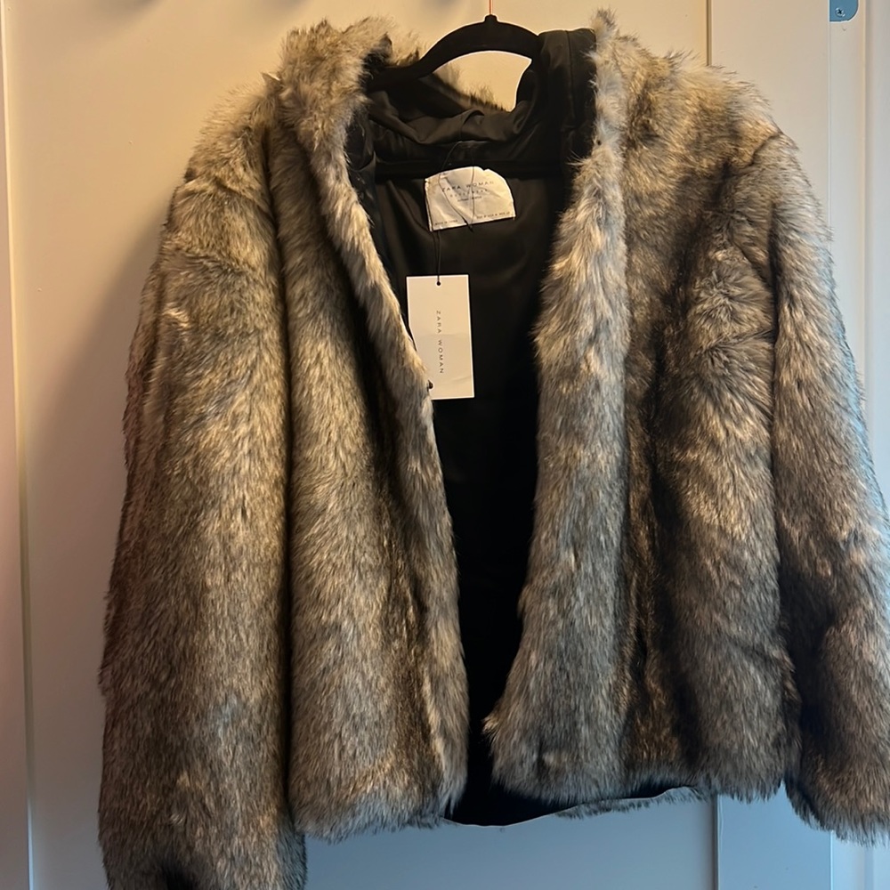 Zara Woman Faux Fur Jacket w Hoodie
